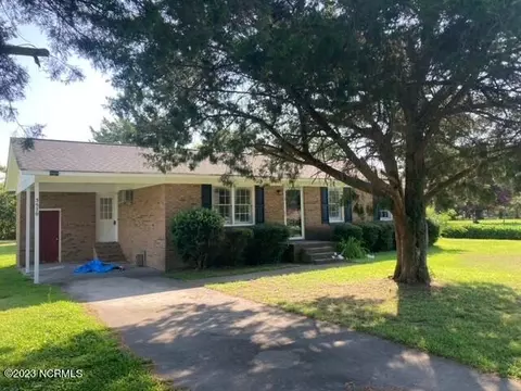 3570 Nc 30, Stokes, NC 27884