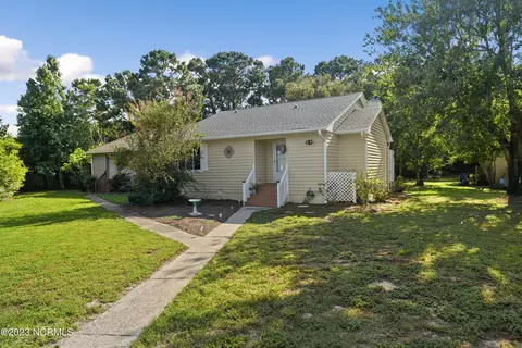 201 Frederica Ct, Wilmington, NC 28412