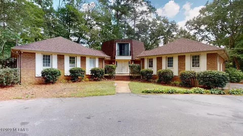 308 Walnut Creek Dr, Goldsboro, NC 27534