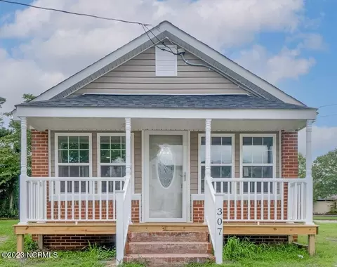 307 N Ashe St, Elizabeth City, NC 27909