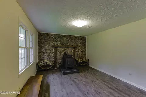 1820 Old Mill Rd, Wallace, NC 28466 photo 6