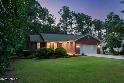 25 Vernon Ln, Pinehurst, NC 28374 photo 2