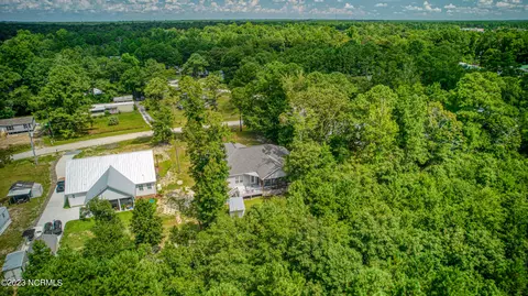 204 Doe Ridge Rd, Hampstead, NC 28443 photo 5