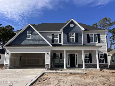220 Lookout Ln, Sneads Ferry, NC 28460