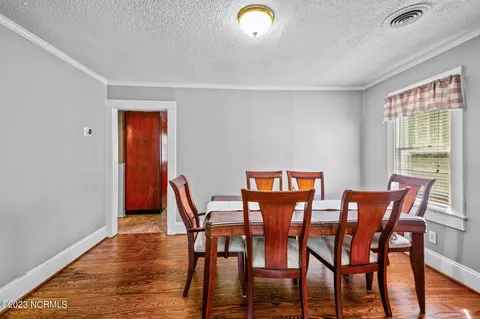 327 E 13th St, Washington, NC 27889 photo 5