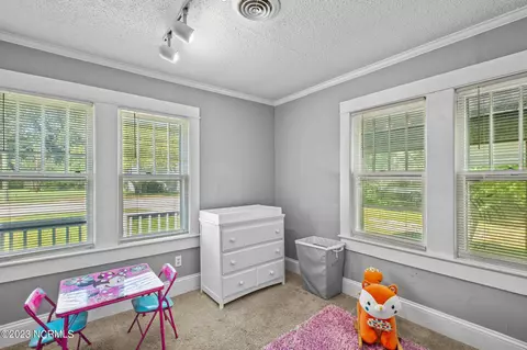327 E 13th St, Washington, NC 27889 photo 12