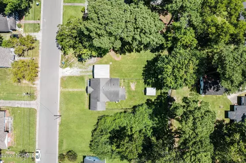 327 E 13th St, Washington, NC 27889 photo 30