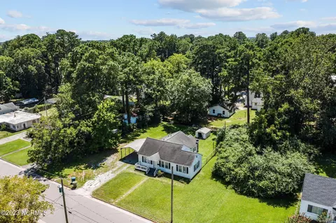327 E 13th St, Washington, NC 27889 photo 29
