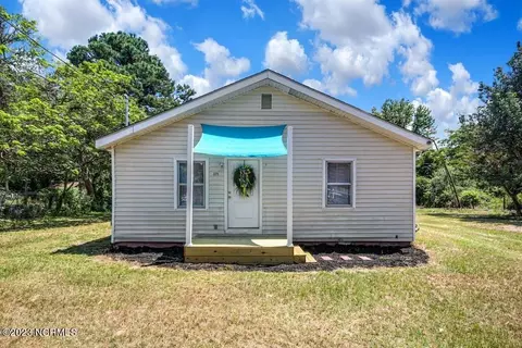 371 Durham Lake Rd, Dudley, NC 28333