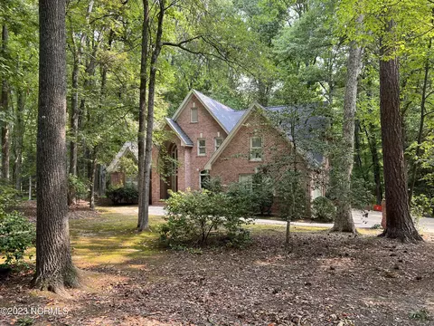 2810 Deerfield Ln, Wilson, NC 27896