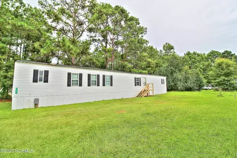 1082 Wilma Ave SW, Supply, NC 28462