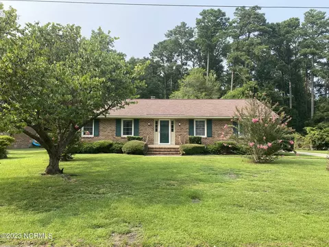 231 Nottingham Dr, Havelock, NC 28532