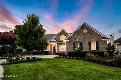 1720 Landfall Dr, Wilmington, NC 28405