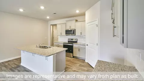 4116 Debbie Dr, Ayden, NC 28513 photo 9