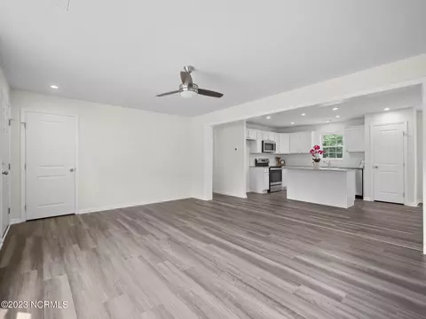 243 Harley Dr, Willard, NC 28478 photo 5