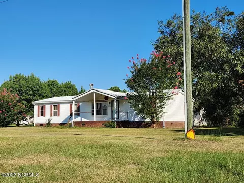 71 Constance Ln, Snow Hill, NC 28580