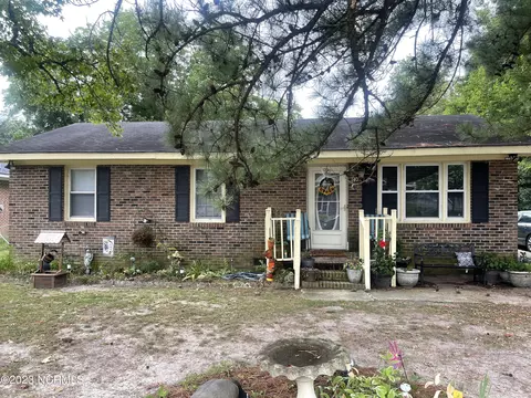 405 Minchew St SE, Wilson, NC 27893