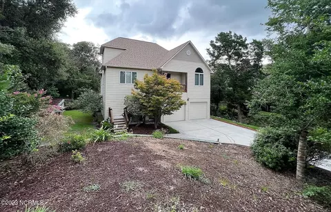 114 Black Skimmer Rd, Emerald Isle, NC 28594