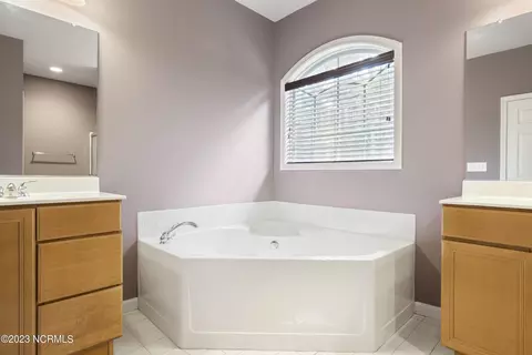 215 Loggerhead Blvd, Hampstead, NC 28443 photo 16