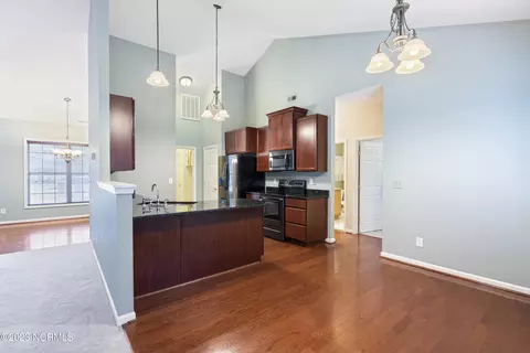 215 Loggerhead Blvd, Hampstead, NC 28443 photo 9