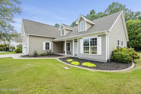215 Loggerhead Blvd, Hampstead, NC 28443 photo 2