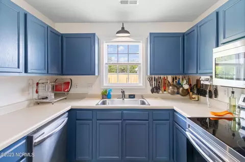 111 Foxtrail Dr, Hubert, NC 28539 photo 9
