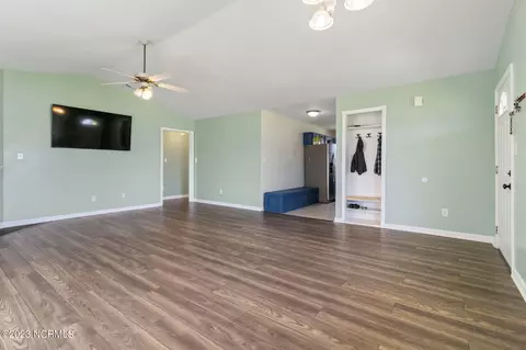 111 Foxtrail Dr, Hubert, NC 28539 photo 5