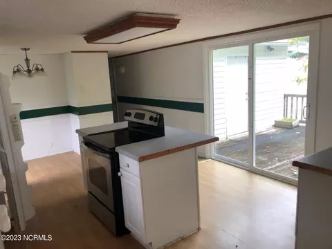 82110 Boyle Dr, Hampstead, NC 28443 photo 2