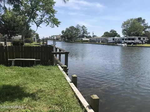 106 Inlet Ln, Grandy, NC 27939 photo 3