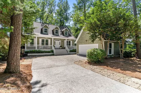 1402 Old Lamplighter Way, Wilmington, NC 28403