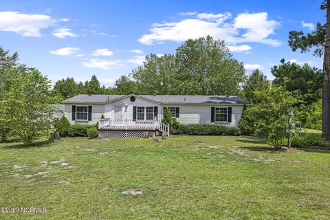 202 Burl Garvey Dr, Pink Hill, NC 28572