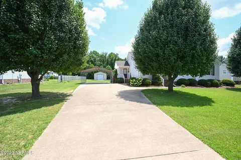 1237 Smith Rd, Smithfield, NC 27577 photo 4