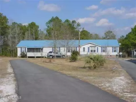 105 Homestead Ln, Holly Ridge, NC 28445