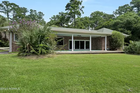 6223 Riptide Dr, Wilmington, NC 28403
