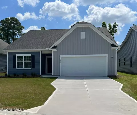 1012 Bogue Ln, New Bern, NC 28562