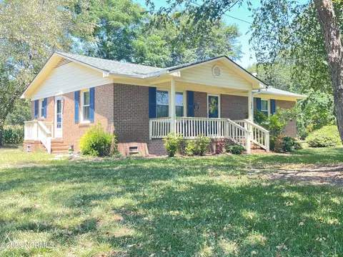 308 Maysville School Rd, Mount Olive, NC 28365