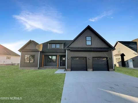 203 Pleasant Dr, Elizabeth City, NC 27909