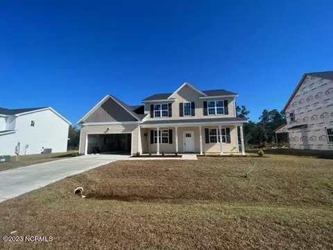 311 Samuel Run Dr, Jacksonville, NC 28546