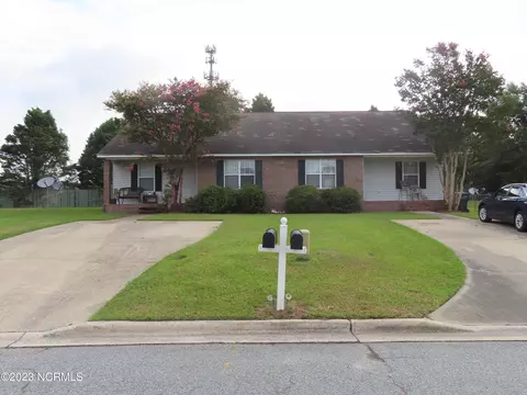 3326 Moseley Dr, Greenville, NC 27858