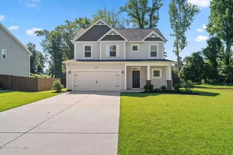 9199 Southview Ct NE, Leland, NC 28451