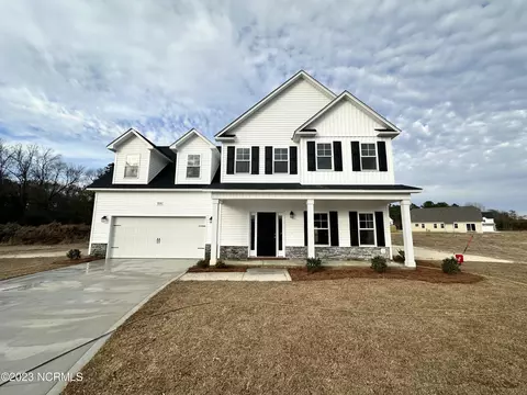 806 Cam Rose Ct, Beulaville, NC 28518