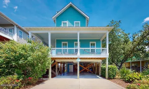 1407 Swordfish Ln, Carolina Beach, NC 28428