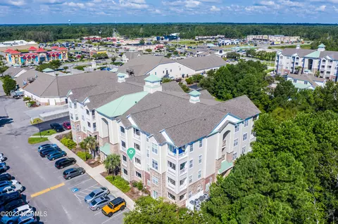 200 Gateway Condos Dr #222, Surf City, NC 28445