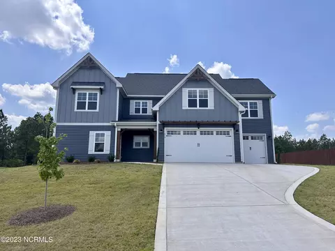 210 Bartlett Ct, Carthage, NC 28327