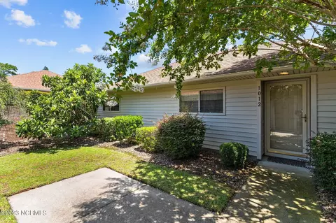 1012 Summerlin Falls Ct, Wilmington, NC 28412