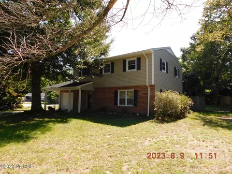 3000 Country Club Rd, Jacksonville, NC 28546