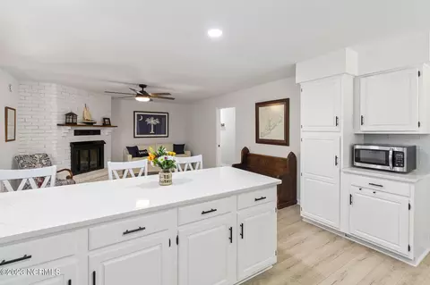 303 Long Leaf Dr, Hampstead, NC 28443 photo 8