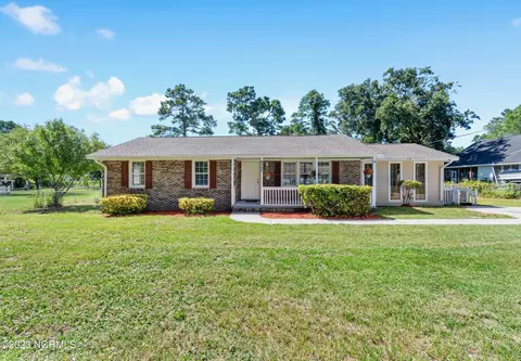 6165 Rick St SW, Ocean Isle Beach, NC 28469