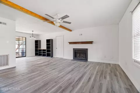 108 Avon Dr, Hubert, NC 28539 photo 5