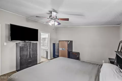 682 Bay Harbor Dr, Hampstead, NC 28443 photo 30